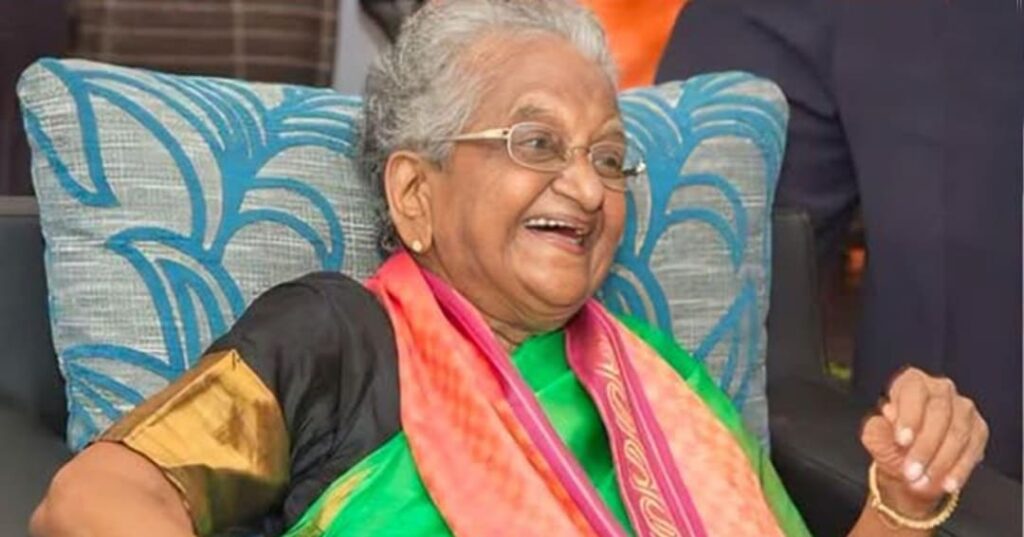 A sus 98 años, donó todo sus ahorros para que otras mujeres no murieran de cáncer 1 doctora K. Lakshmi Bai