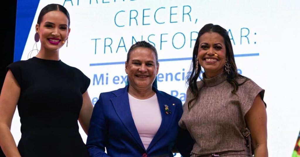 MOMBOSS 2026: 250 mujeres que eligieron crecer sin sacrificarlo todo 1 MOMBOSS 2026
