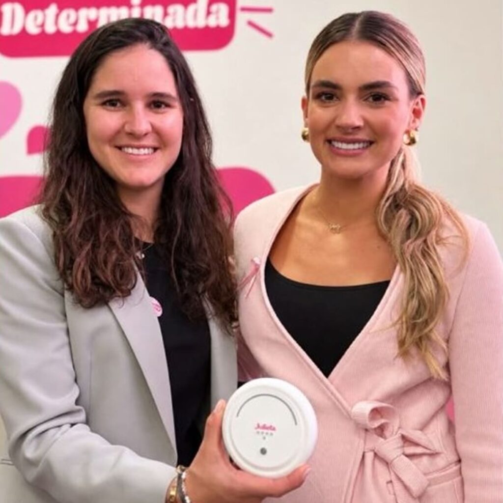Julieta: el dispositivo colombiano que lleva la salud mamaria hasta donde no llega la mamografía 8 dispositivo portátil Julieta